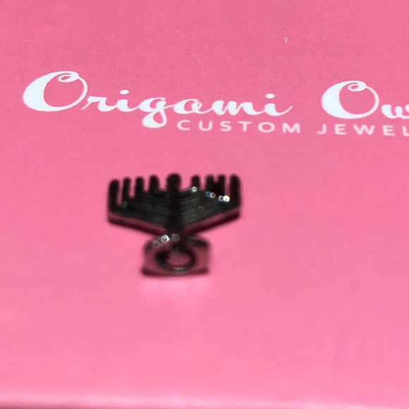 ❤️ 5 for $15 Menorah Charm RETIRED Origami Owl❤️ - Picture 3 of 5